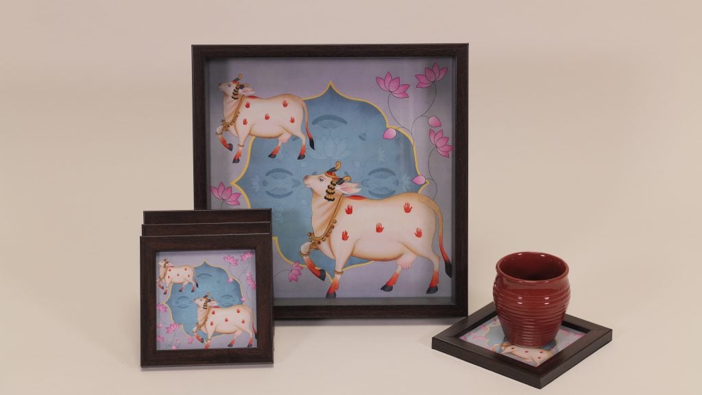 Pichwai Tray With 4 Coaster image 1