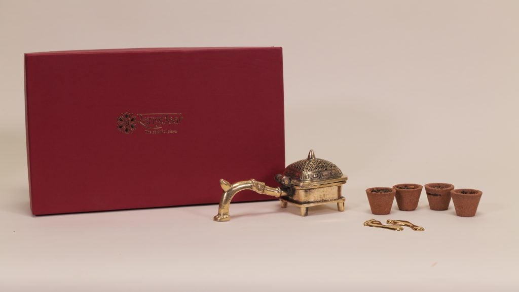 Dhuna With Looban And Havan Cups image 1