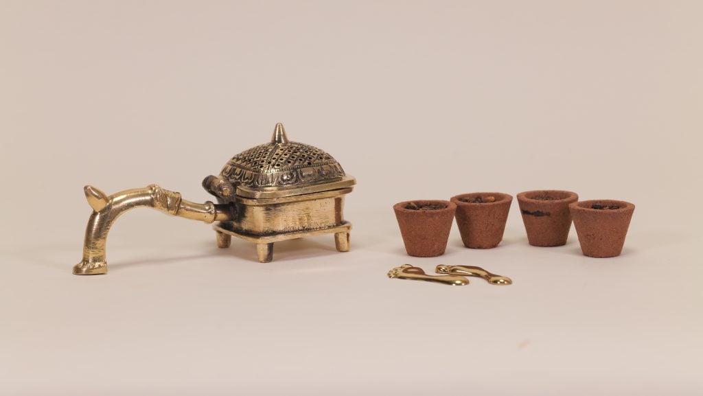 Dhuna With Looban And Havan Cups image 2