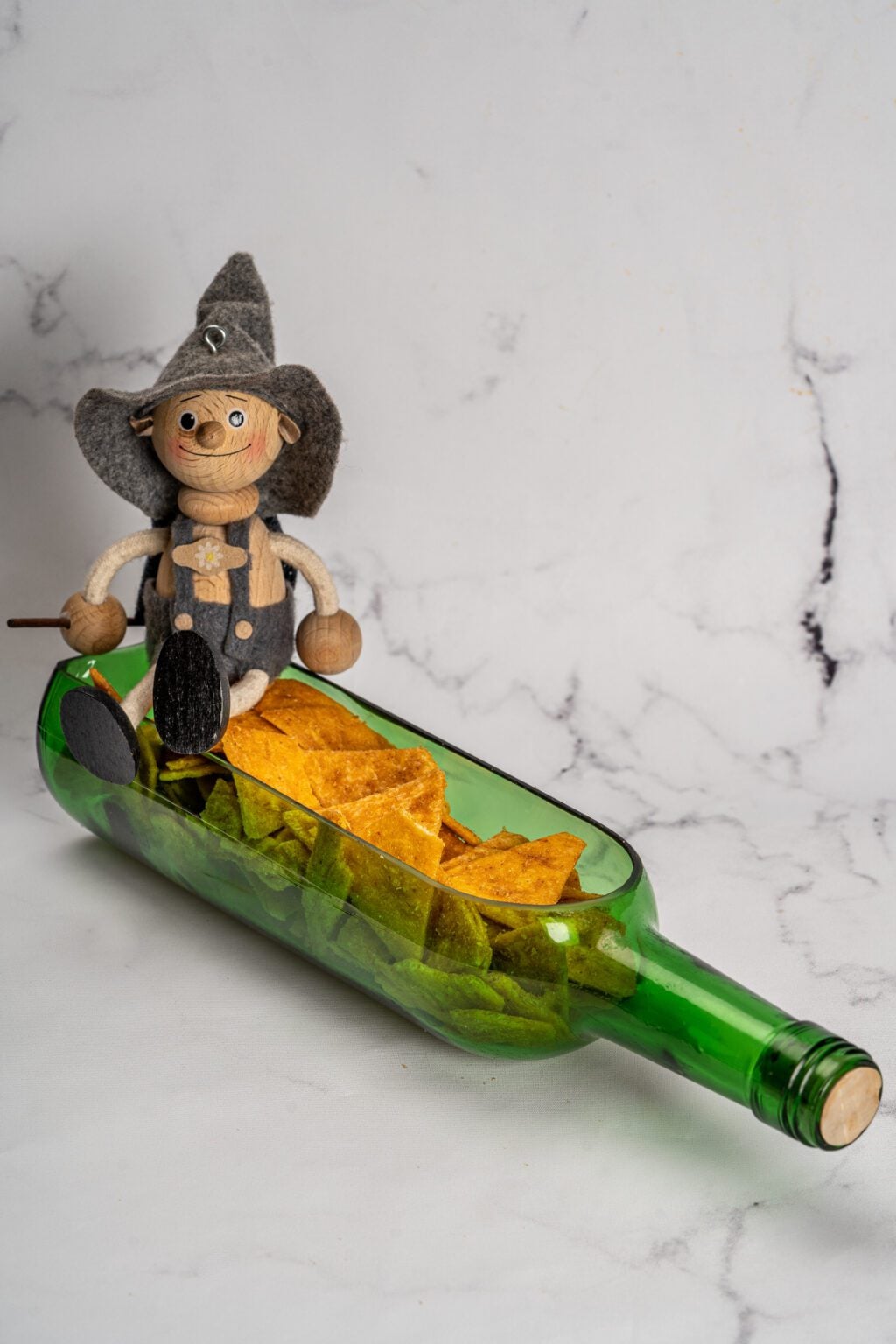 Stylish Serving platter from upcycled bottle – Green image 1
